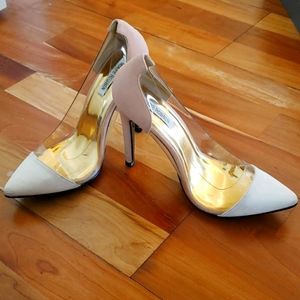 Sexy two tone heels in size 6.5